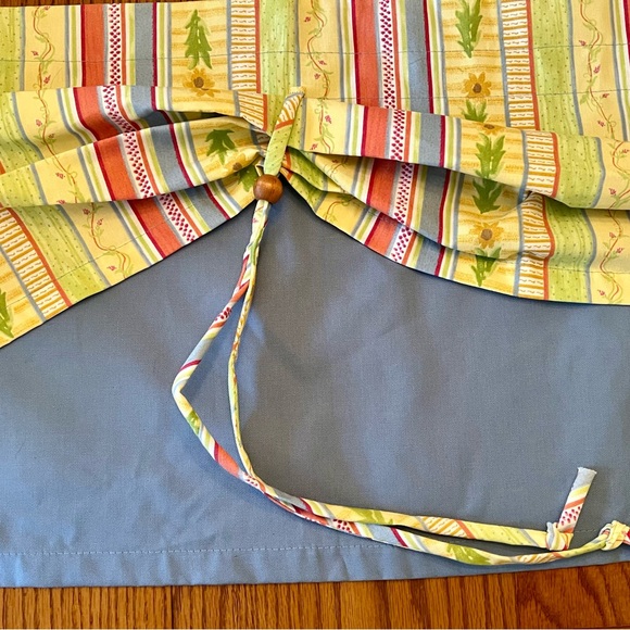 Pfaltzgraf Pistolet Window Curtain Valence - Picture 4 of 7